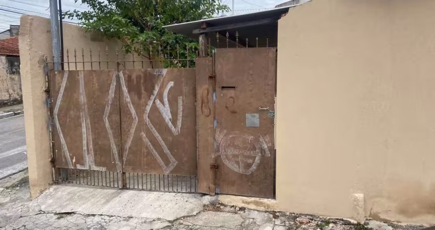 Casa para Locação em Osasco, Novo Osasco, 2 dormitórios, 1 banheiro, 2 vagas