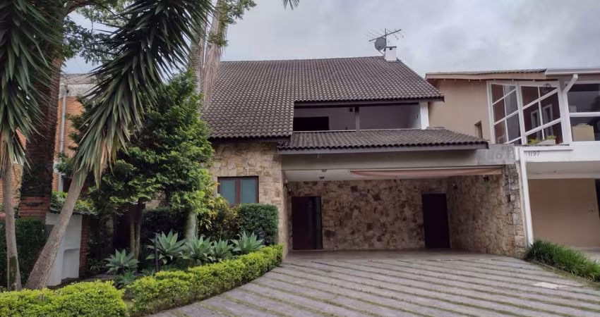 Casa em Condomínio para Locação em Santana de Parnaíba, Alphaville, 2 dormitórios, 1 suíte, 1 banheiro, 2 vagas
