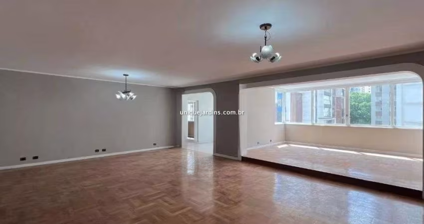 Jardim Paulista: 4 Dorm | 2 Suítes | 2 Vagas | 382 m² úteis