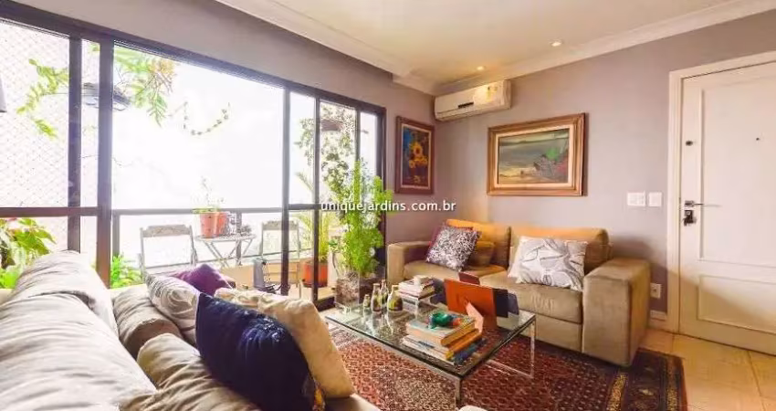Pinheiros: 4 Dorm | 1 Suíte | 2 Vagas | 160 m² úteis