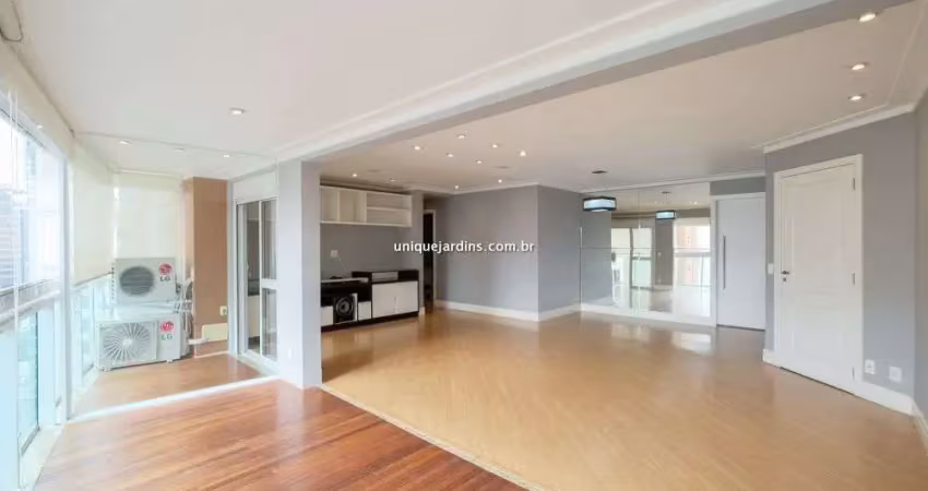 Itaim bibi: 3 dorm | 1 suíte | 2 vagas | 124 m² úteis
