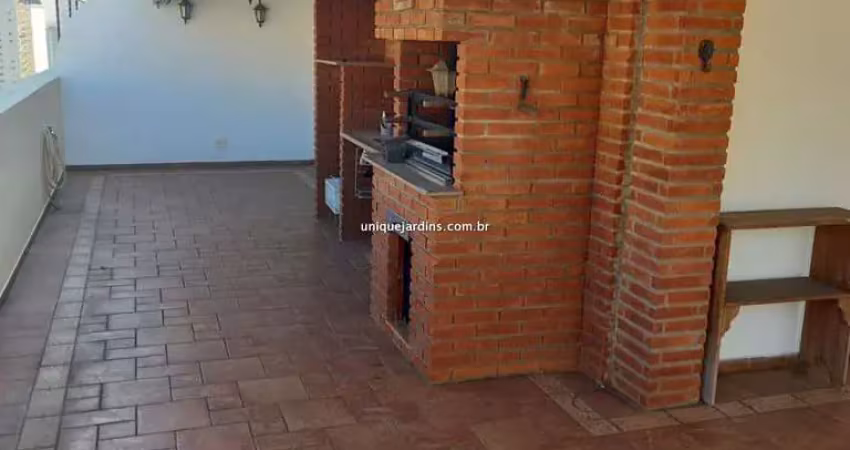 Campo Belo: 4 Suítes | 3 Vagas | 445 m² úteis