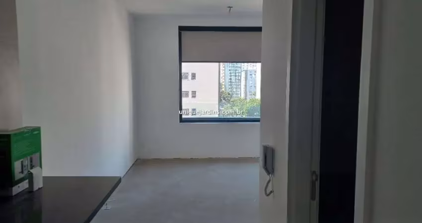 Apartamento à venda na Rua Pedroso Alvarenga, Itaim Bibi, São Paulo