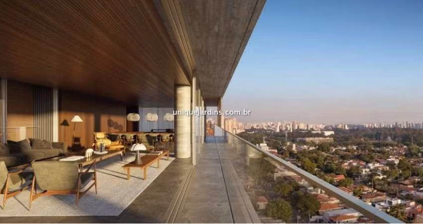 Cobertura Duplex à Venda no Jardim Paulista: 4 Suítes, 800 m², Vista Livre e Comodidades Exclusivas