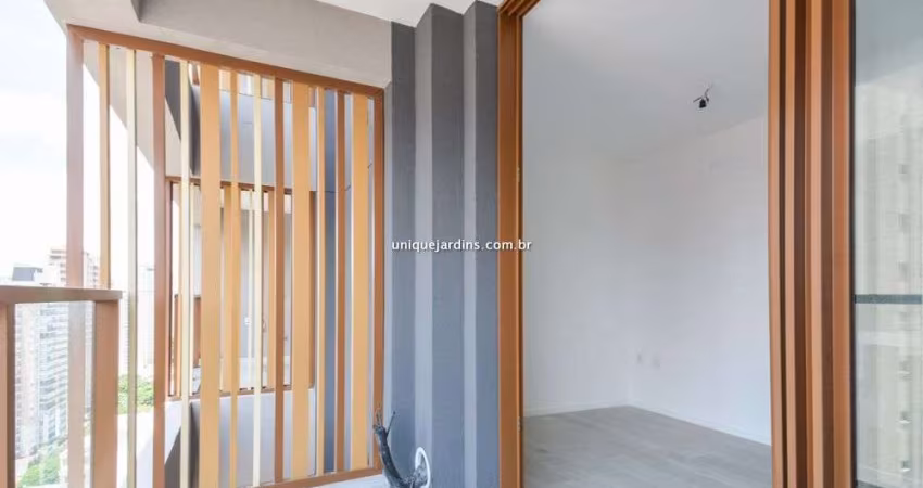 Vila Nova Conceição: Studio | 26 m² úteis | Não tem Garagem