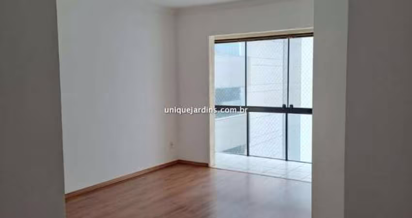 Vila Olímpia: 3 Dorm | 1 Suíte | 2 Vagas | 92 m² úteis