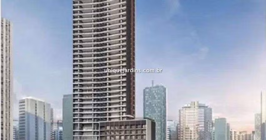 Pinheiros: 3 Suítes | 2 Vagas | 176 m² úteis
