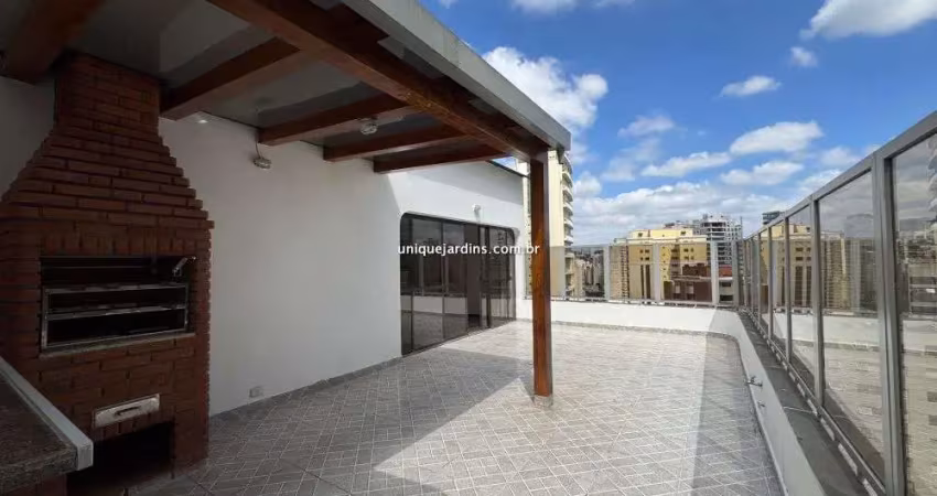 Moema: 4 Suítes | 3 Vagas | 331 m² úteis