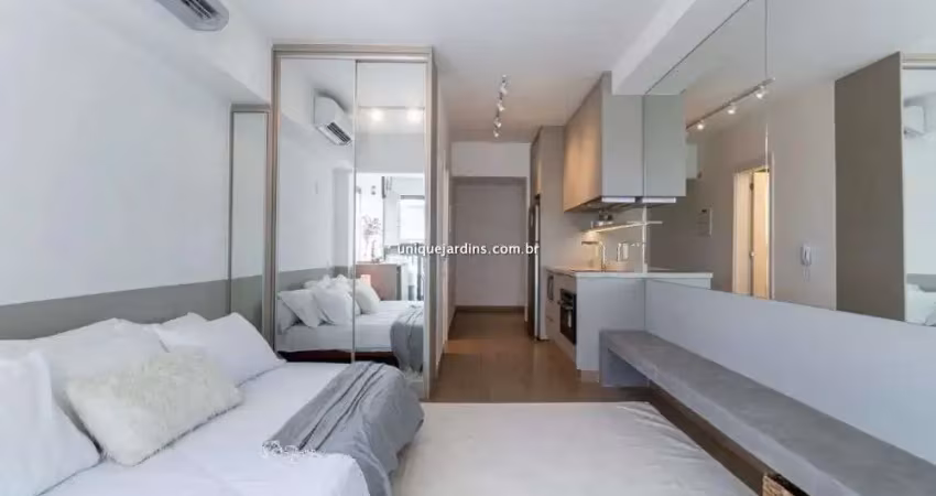 Pinheiros: Studio | 1 Vaga | 35 m² úteis