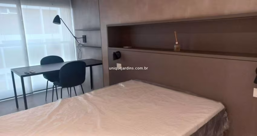 Studio no Jardim América | Aluguel R$ 4.000 | Com Piscina e Segurança 24h