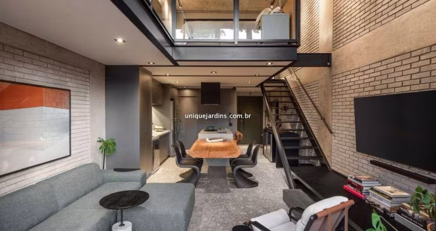 Loft Pinheiros: 1 Suíte | 2 Vagas | 124 m² úteis