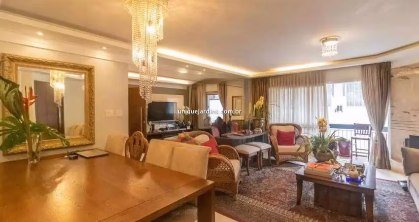 Pinheiros: 3 Dorm | 1 Suíte | 2 Vagas | 160 m² úteis