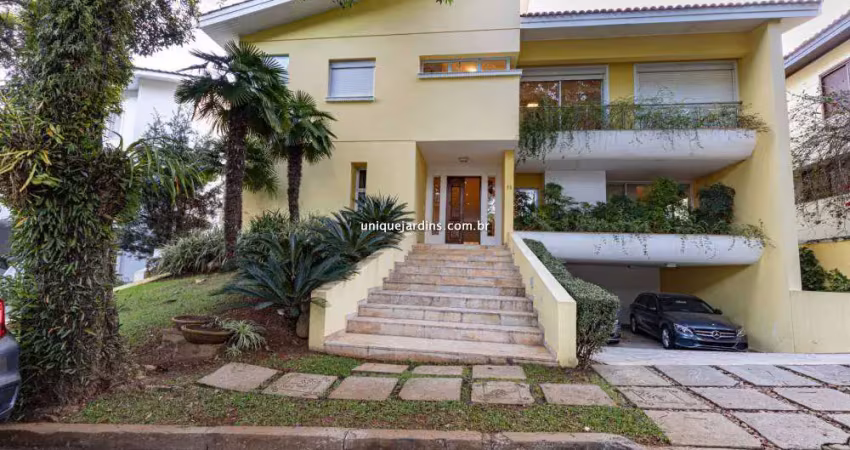 Casa em condomínio morumbi: 4 suítes | 4 vagas | 568 m² úteis