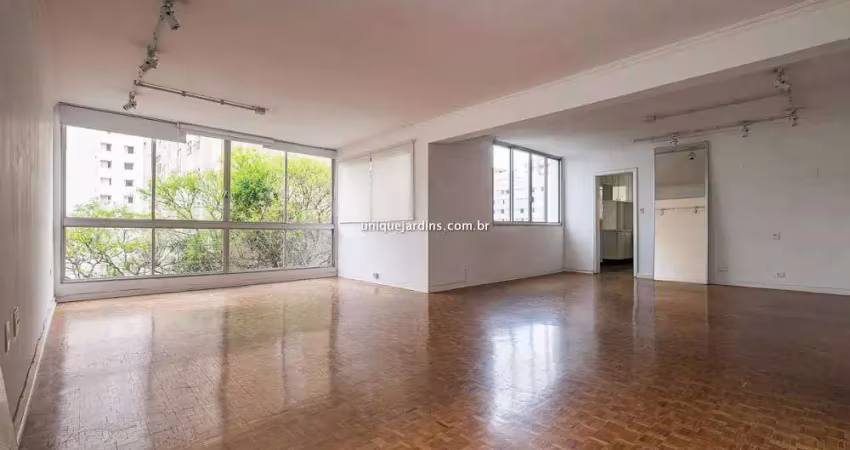 Apartamento com 3 quartos para alugar na Rua da Consolação, Jardim América, São Paulo