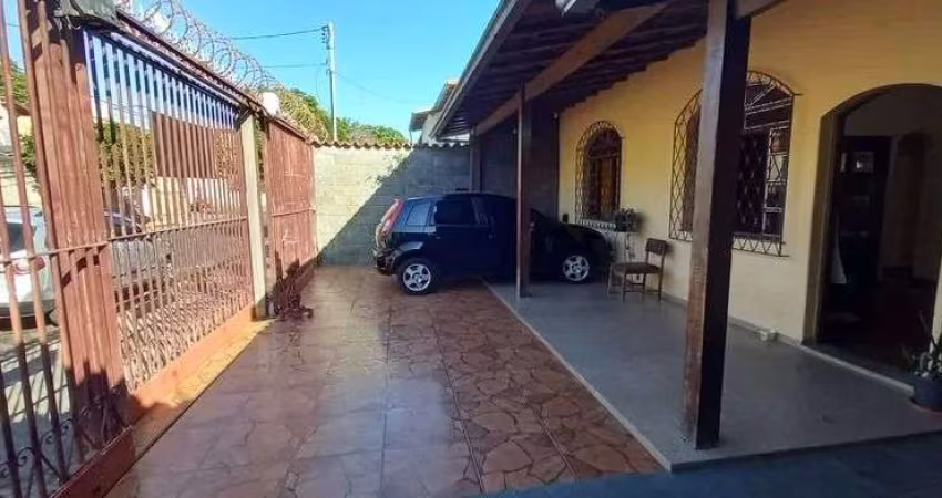 Casa com 3 quartos sendo 01 com suite à venda, 268 m² por R$ 950.000 - Itapoã - Belo Horizonte/MG