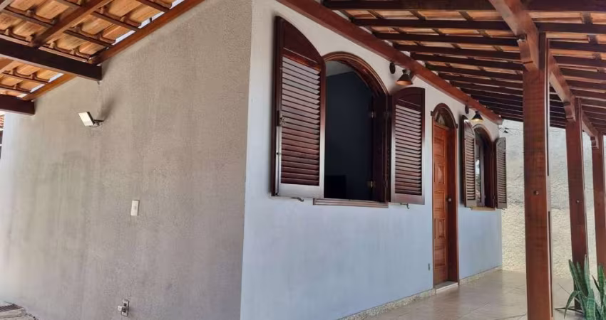 Casa com 3 quartos à venda, 130 m² por R$ 400.000 - Piratininga (Venda Nova) - Belo Horizonte/MG