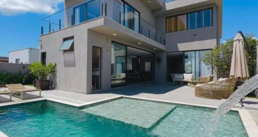 Casa em condominio com 4 quartos sendo 3 suites e 1 closet à venda, 296 m² por R$ 2.500.000 - Condomínio Grand Park Toscana - Vespasiano/MG
