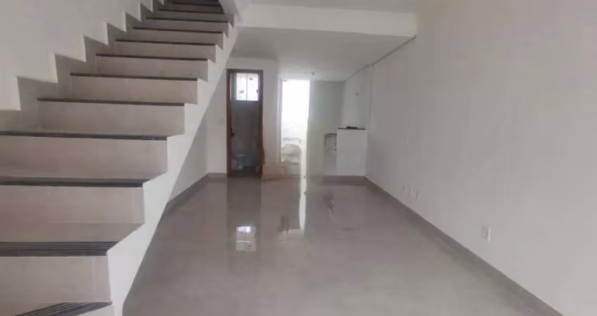Casa duplex com entrada independente com 2 quartos sendo 01 com suite à venda, 88 m² por R$ 394.000 - Piratininga (Venda Nova) - Belo Horizonte/MG