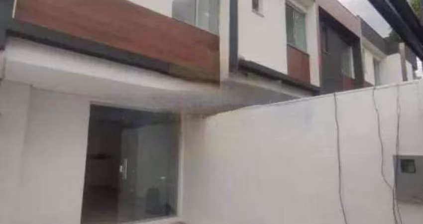Casa duplex com entrada independente com 2 quartos sendo 01 com suite à venda, 88 m² por R$ 394.000 - Piratininga (Venda Nova) - Belo Horizonte/MG