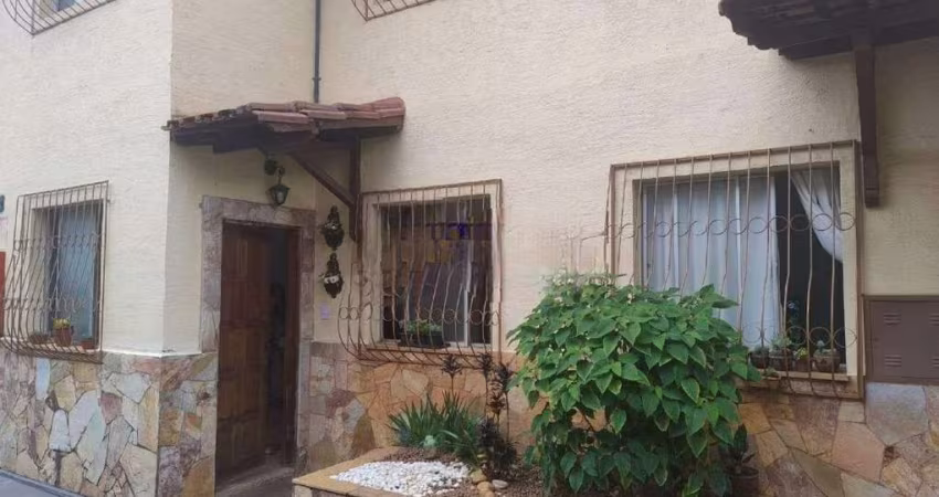Casa com 3 quartos à venda, por R$ 435..000,00 - Itapoã - Belo Horizonte/MG
