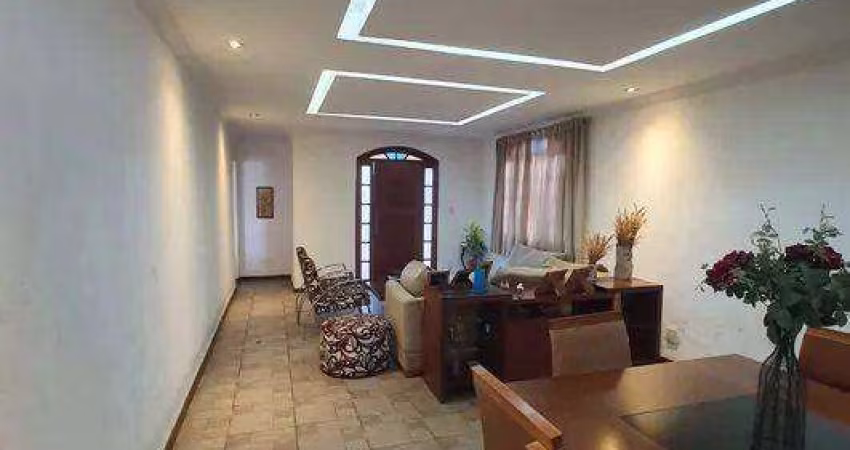 Casa com entrada independente em lote de 360m² com 04 quartos sendo 02 com suite no valor de 1.249.000,00 no bairro Itapoa