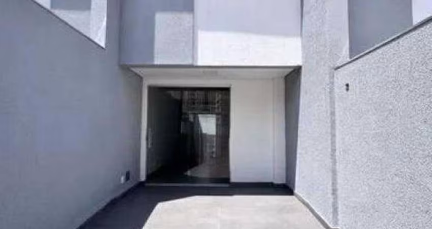 Casa geminada com 2 quartos à venda, 66 m² por R$ 425.000,00 - Planalto - Belo Horizonte/MG