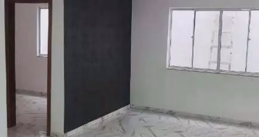 Vendo casa geminada com 03 quartos sendo 01 com suite com 110²m construídos no valor de 380.000,00 no bairro Gavea.
