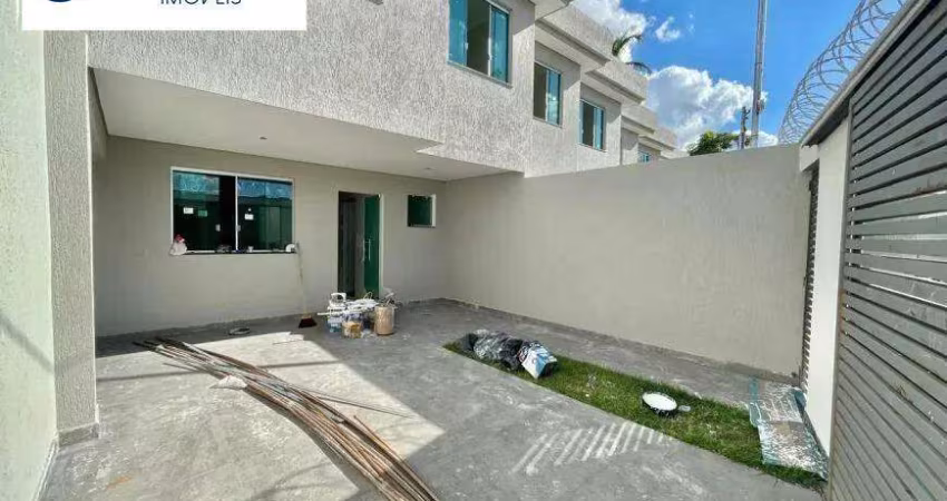 Vendo casa geminada com entrada independente com 03 quartos sendo 01 com suite com 130²m construídos no valor de 580.000,00 no bairro Candelária