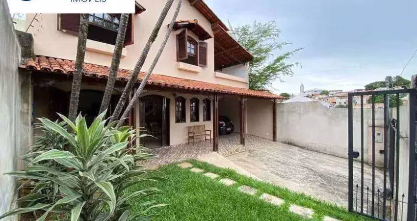 Casa com 3 quartos à venda, 390 m² por R$ 870.000,00 - Copacabana - Belo Horizonte/MG
