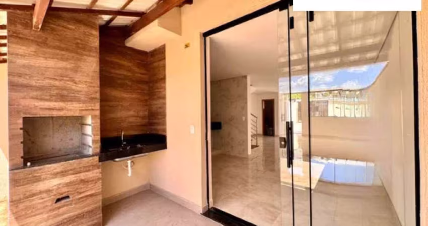 Alugo casa com 3 quartos por R$ 4.400,00 - Santa Branca - Belo Horizonte/MG