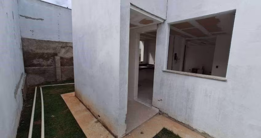 Casa com 3 quartos à venda por R$ 598.000 - Etelvina Carneiro - Belo Horizonte/MG