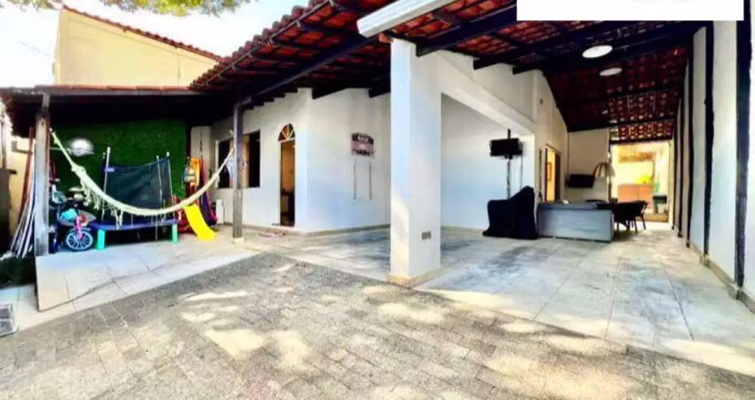 Casa com 260 m² 4 quartos 2 suítes e 4 vagas no b. planalto!