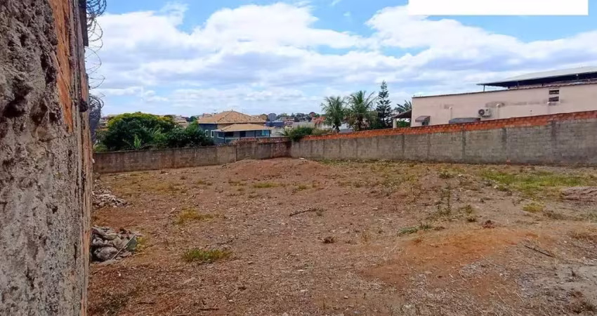Terreno com 780m² e frente de 22 metros no bairro céu azul!