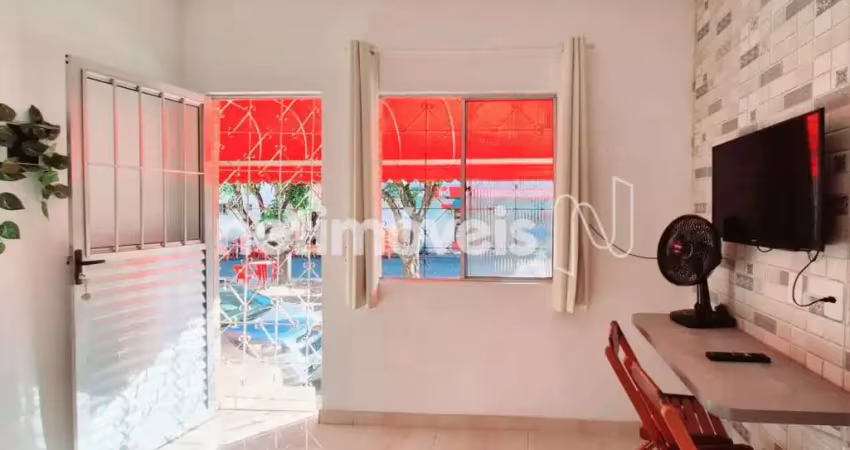 Casa com 1 quarto para alugar na Rua Missionário Otto Nelson Lot Stella Maris, 25, Stella Maris, Salvador