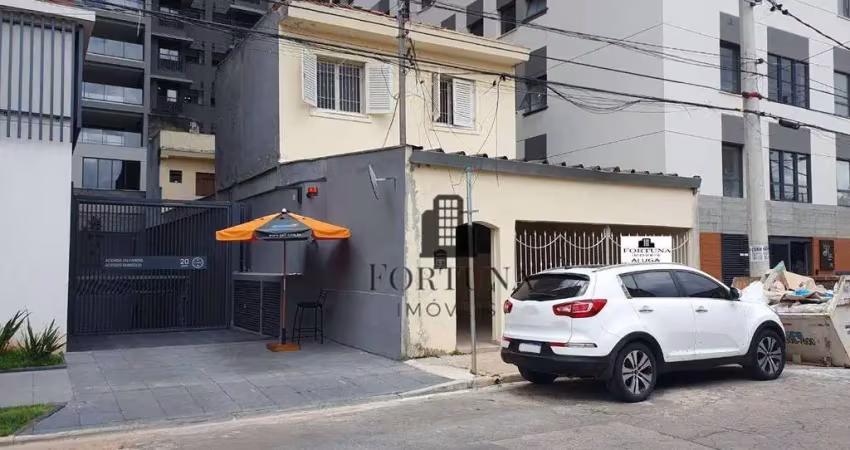 Sobrado com 240 m², comercial ou residencial, 6 salas,3 quartos, Mirandópolis.