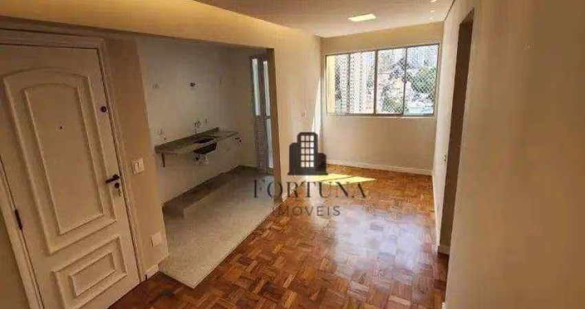 Apartamento - Chacara Inglesa com 67 m²r