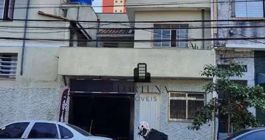 Sobrado,1 dormitório, sem vaga, perto do metro saúde
