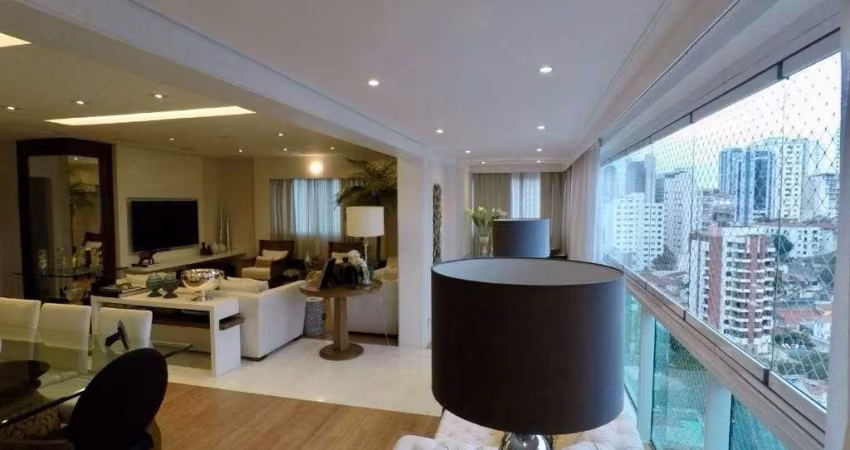 Apartamento à venda, com 4 dormitórios, 3 suites, 4 vagas e 234M², localizado na Aclimação, São Pau