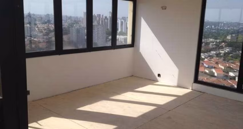 Cobertura à venda, com 2 dormitórios, 2 suítes, 2 vagas e 250M², localizado na  Vila Madalena