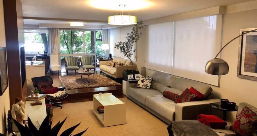 Apartamento de 212m² à venda, Santa Cecília, São Paulo, SP com 4 suítes sendo 1 de serviço, área so