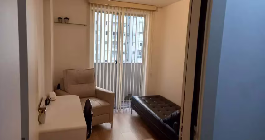 Apartamento2 salas e sala de espera  à venda, Vila Mariana, Em frente à estação Paraíso do metrô
