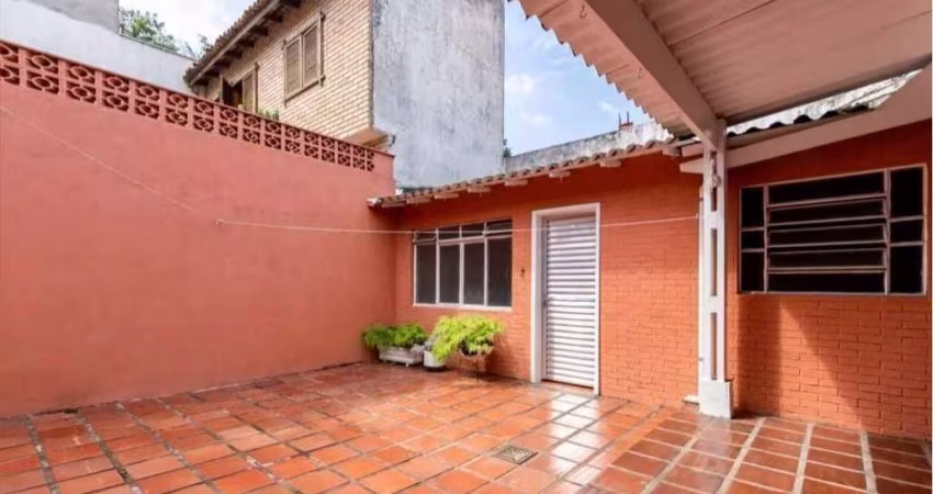 Sobrado à venda, com 3 dormitórios, 4 vagas, localizado em Indianópolis, São Paulo, SP
