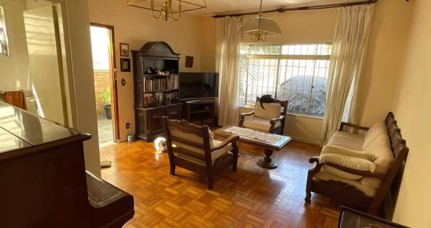 Sobrado à venda e locação, mobiliado localizado no Parque Colonial, São Paulo, SP, com 4 dormitorio