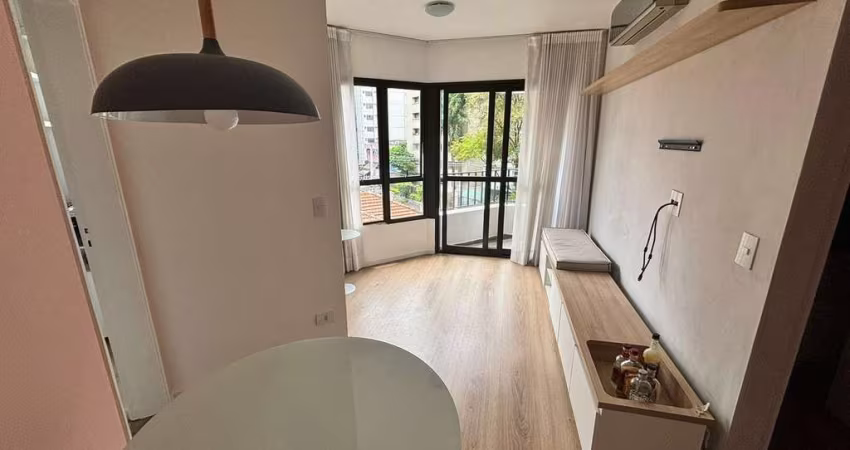 Apartamento com 37m², para locação, Vila Nova Conceição, São Paulo, SP