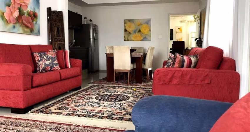 Casa 3 Dormitorios 3 Suites 3 vagas  e Piscina à venda, Indianópolis, São Paulo, SP