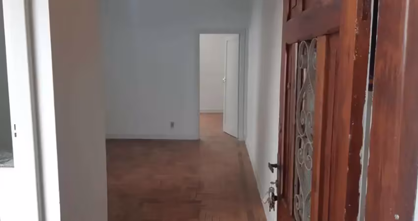 Apartamento à venda, com 2 dormitorios, 1 suite e 1 vaga de garagem, localizado na aclimação, são p