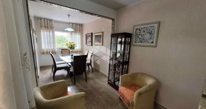 Casa para venda, com 200m², 3 dormitórios, 2 vagas, localizado na Chácara Inglesa, São Paulo, SP