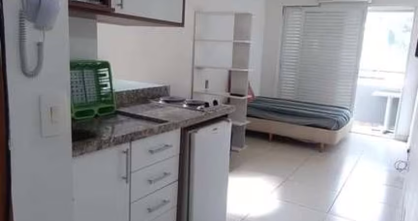 Studio de 29m² à venda, mobiliado, com 1 Dormitório, Ambiente integrado, 1 vaga de garagem, lozaliz