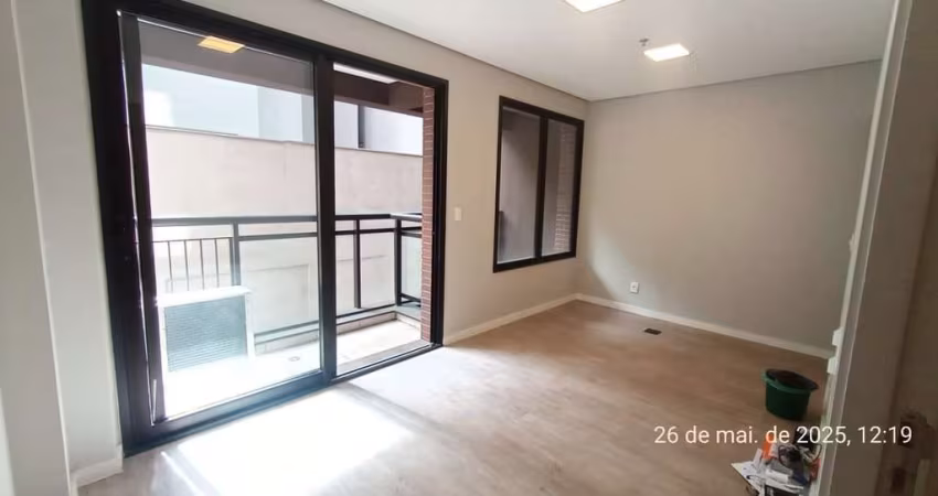 Conjunto comercial mobiliado  com ar condicionado ,27m2 à venda, Aclimação, São Paulo, SP