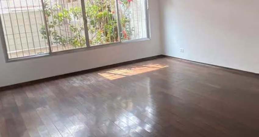 Casa à venda 3 Dromitorios 3 Suites 4 Vagas 200m2 , localizado em Vila Congonhas, São Paulo, SP